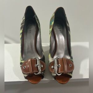 GUESS Women's Brown and Green Multi Satin Peep-Toe Heels with Leather Buckle